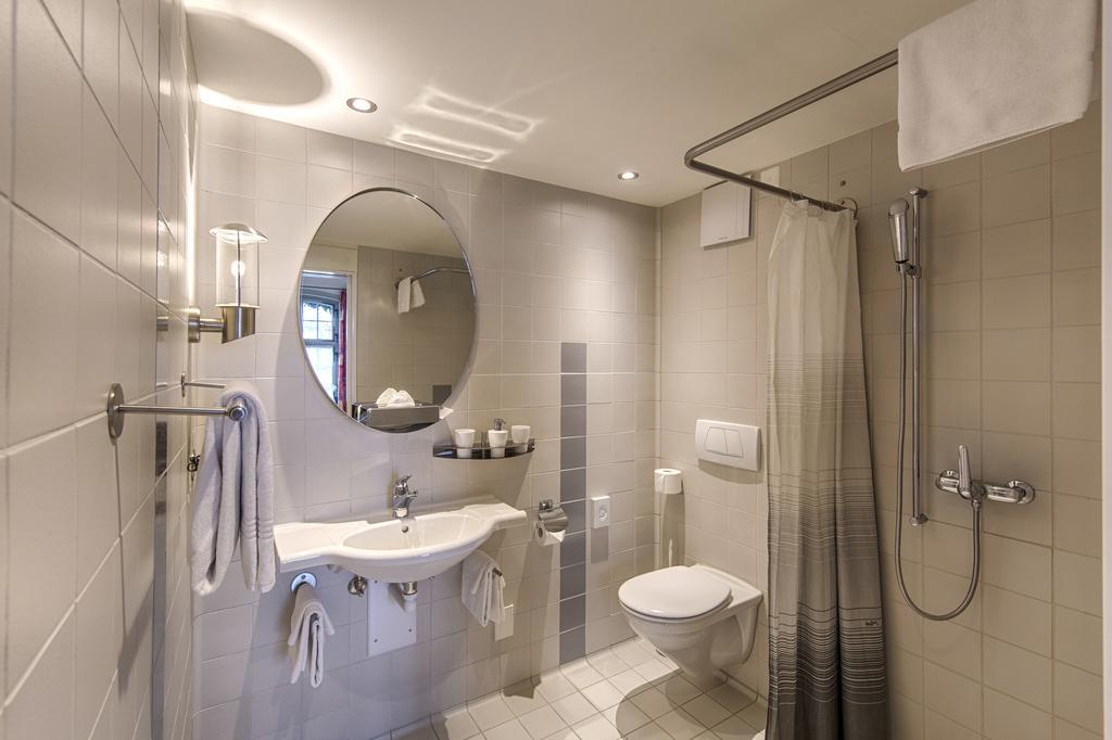 Romantik Hotel Baeren Duerrenroth 客房 照片
