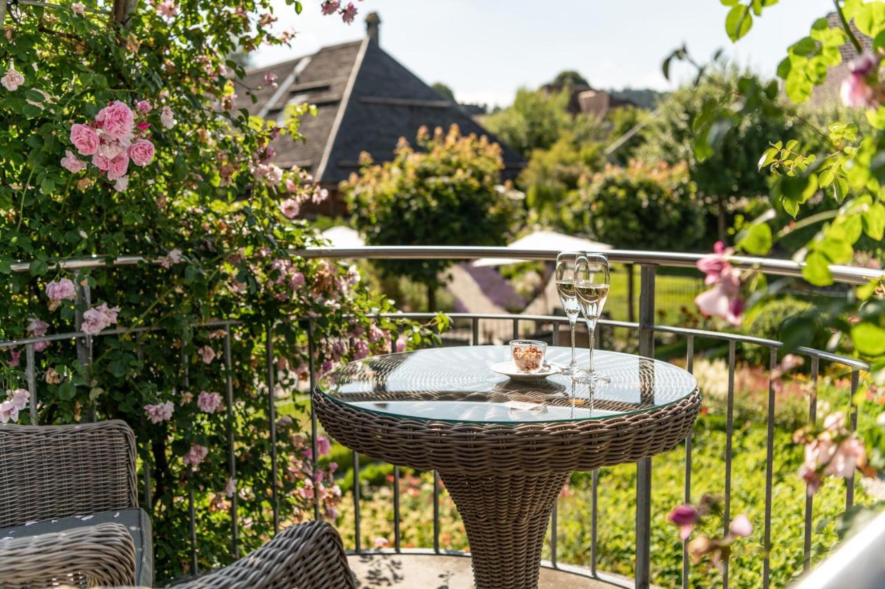 Romantik Hotel Baeren Duerrenroth 外观 照片